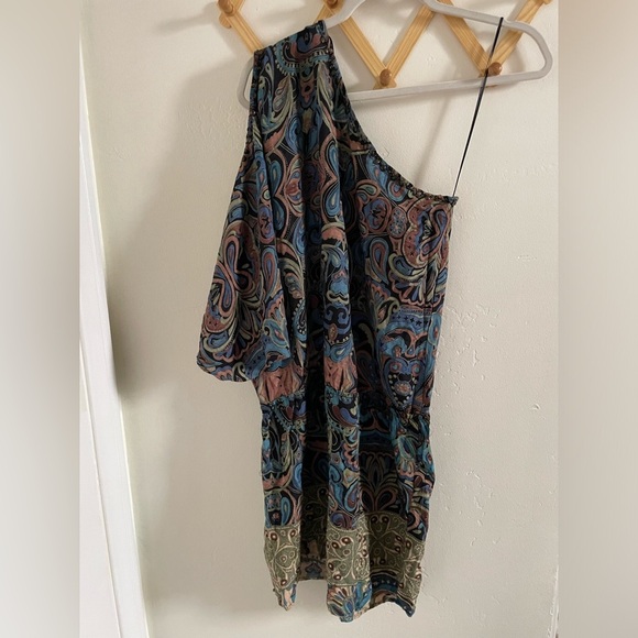 Angie One Shoulder Bohemian Dress Large Kimoni Sleeve Cut Out shoulder - Picture 8 of 8